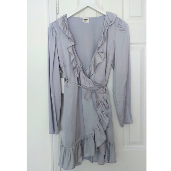 Aritzia Sunday Best Taro Dress - Picture 5 of 8